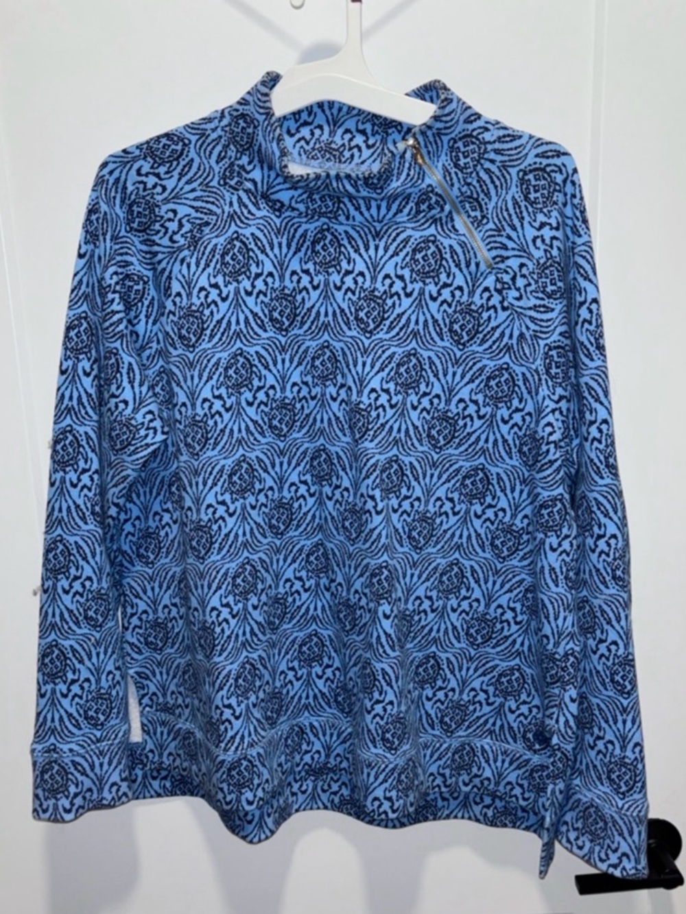 Lilly Pulitzer Blue Patterned Pullover w Gold Zip Mock Neck - Women’s XL - NWOT